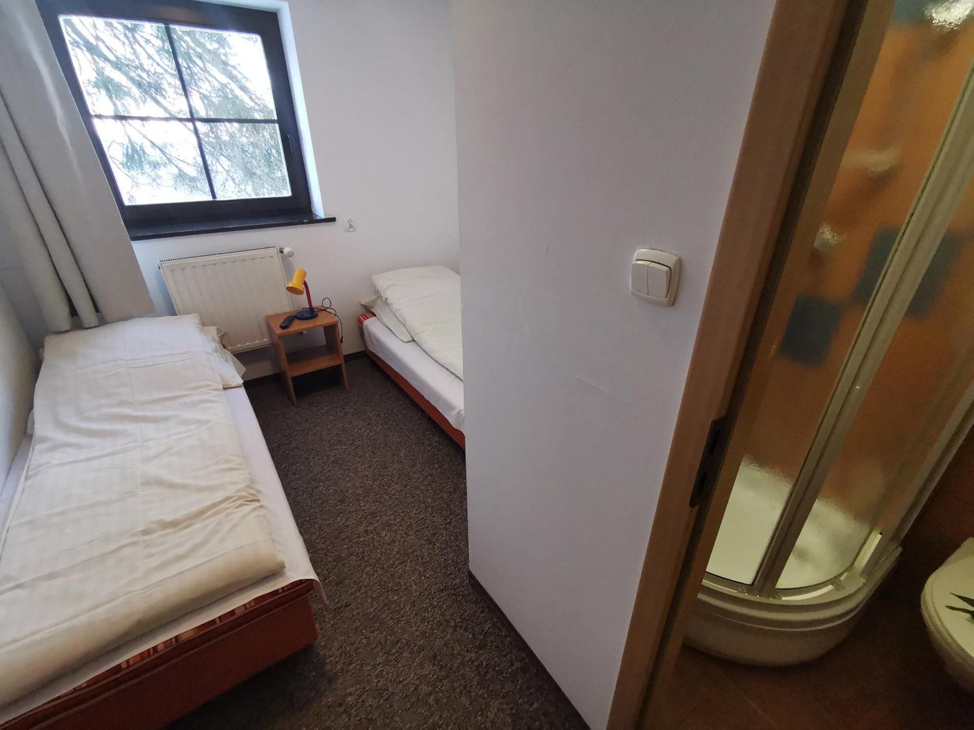 Hotel Straszny Dwor Duszniki Zdrój Zimmer foto