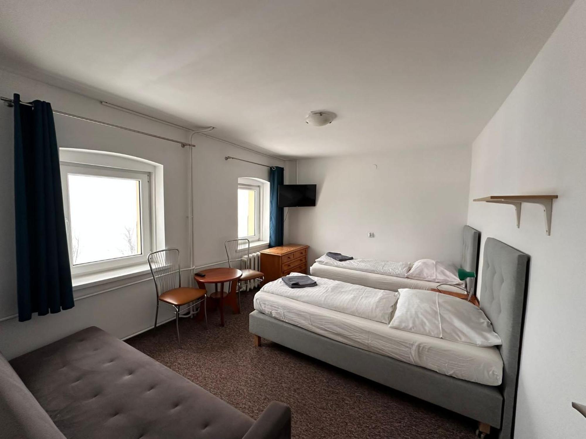 Hotel Straszny Dwor Duszniki Zdrój Zimmer foto