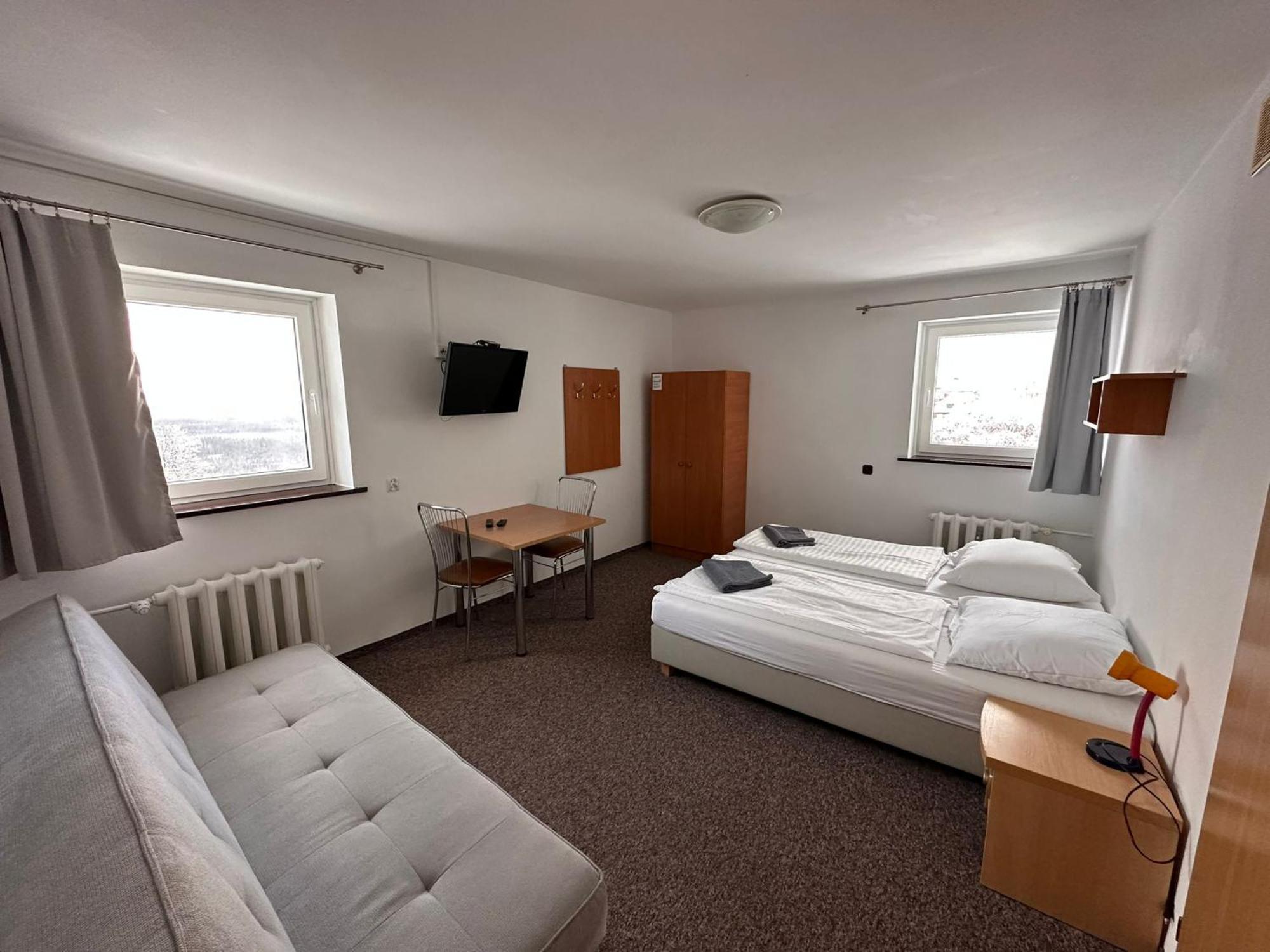 Hotel Straszny Dwor Duszniki Zdrój Zimmer foto