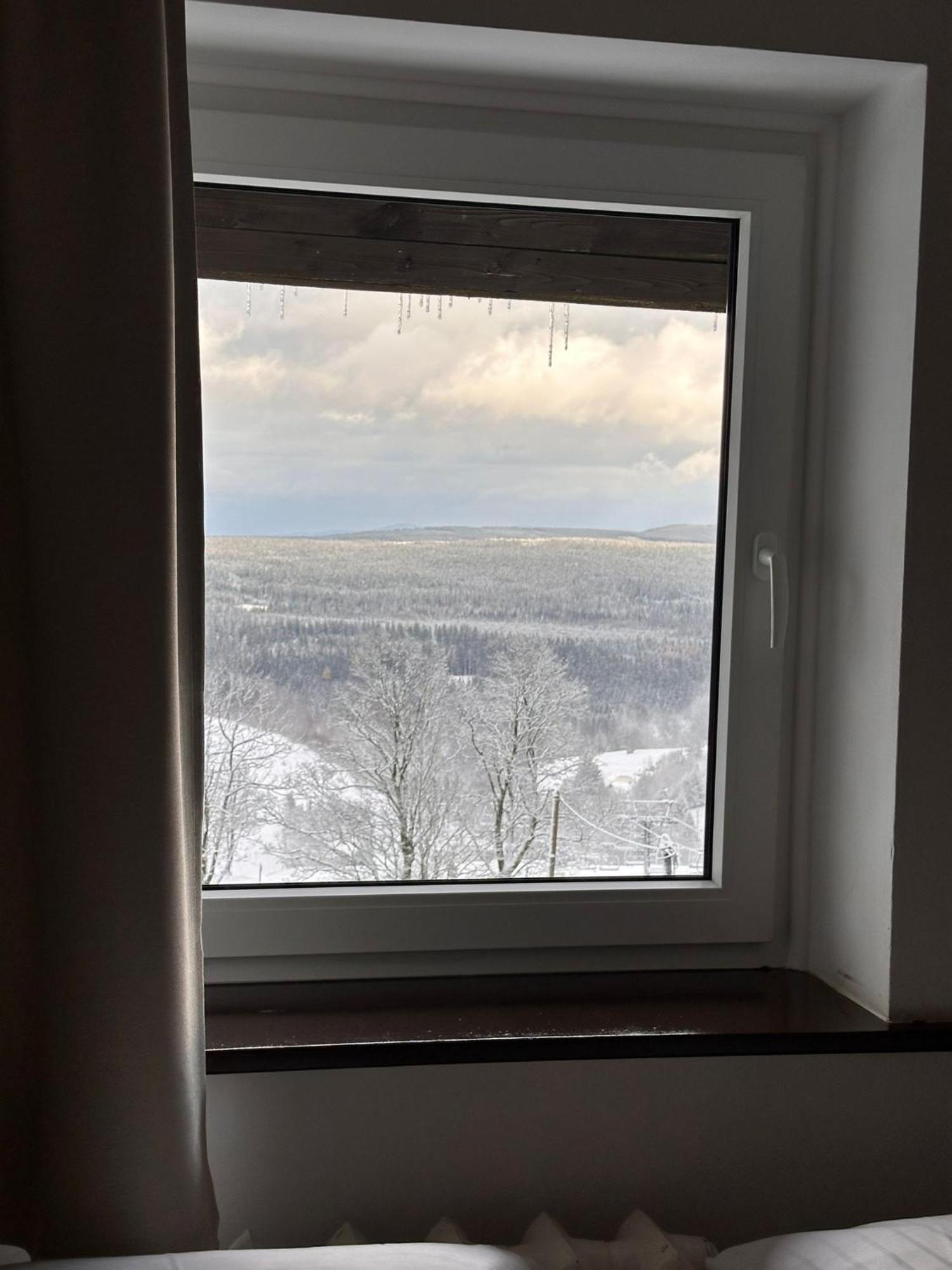 Hotel Straszny Dwor Duszniki Zdrój Zimmer foto