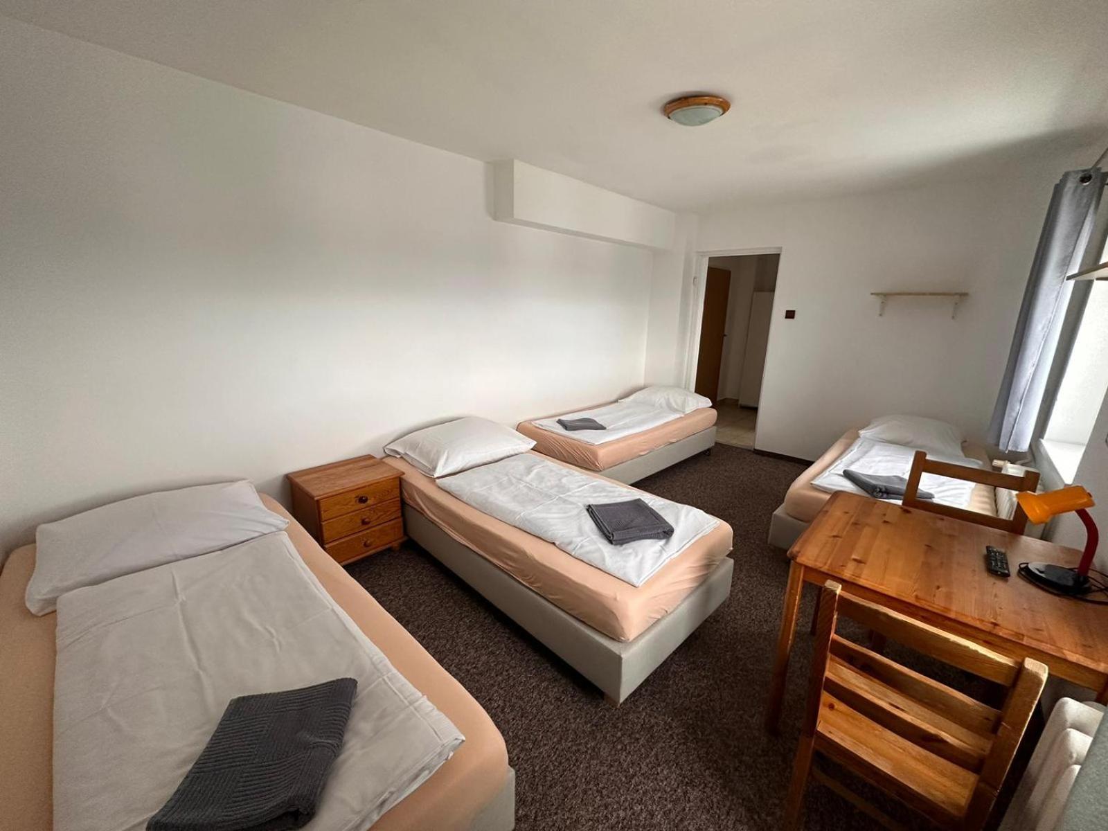 Hotel Straszny Dwor Duszniki Zdrój Zimmer foto