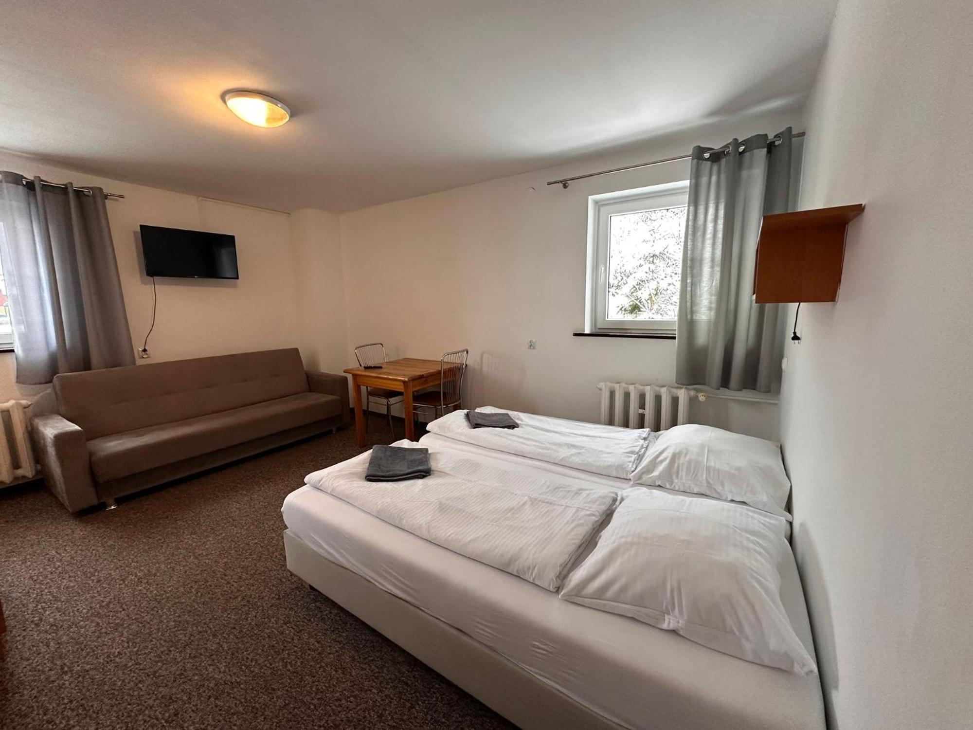 Hotel Straszny Dwor Duszniki Zdrój Zimmer foto