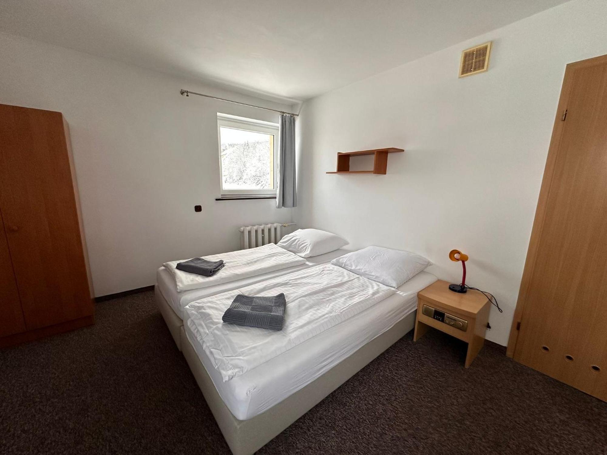 Hotel Straszny Dwor Duszniki Zdrój Zimmer foto